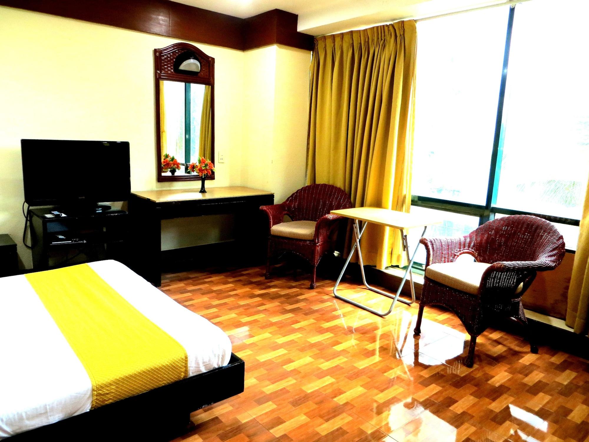 Paragon Suites Cebu Esterno foto