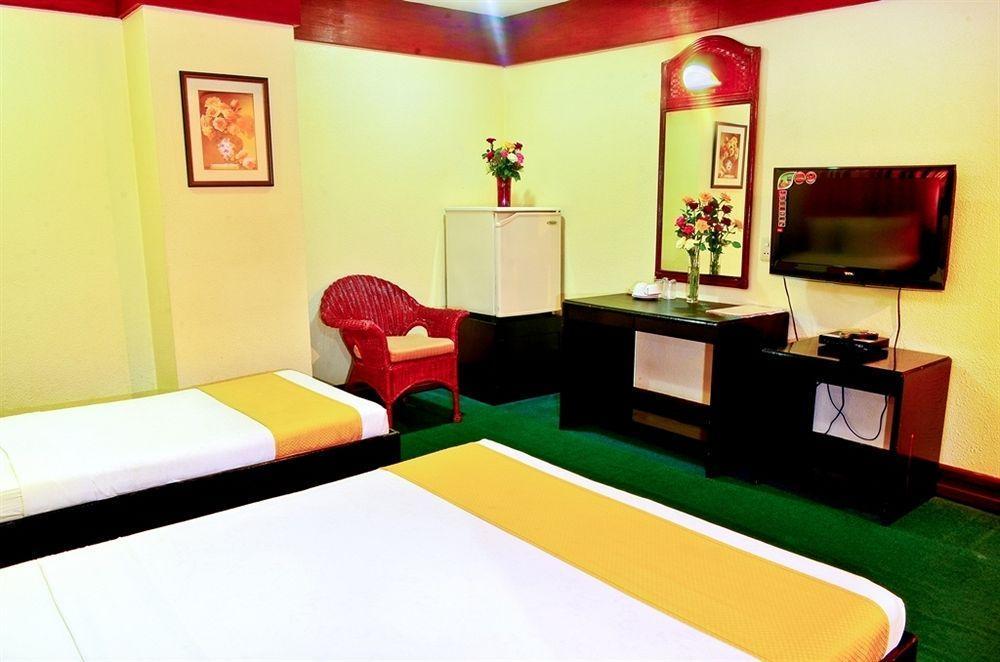 Paragon Suites Cebu Esterno foto