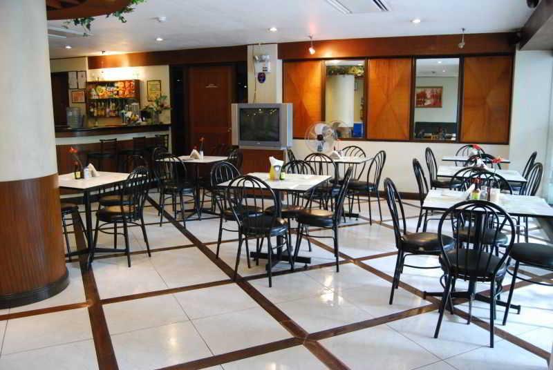 Paragon Suites Cebu Esterno foto