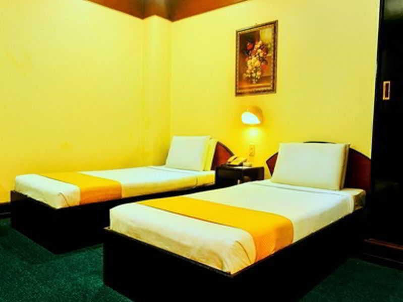 Paragon Suites Cebu Esterno foto