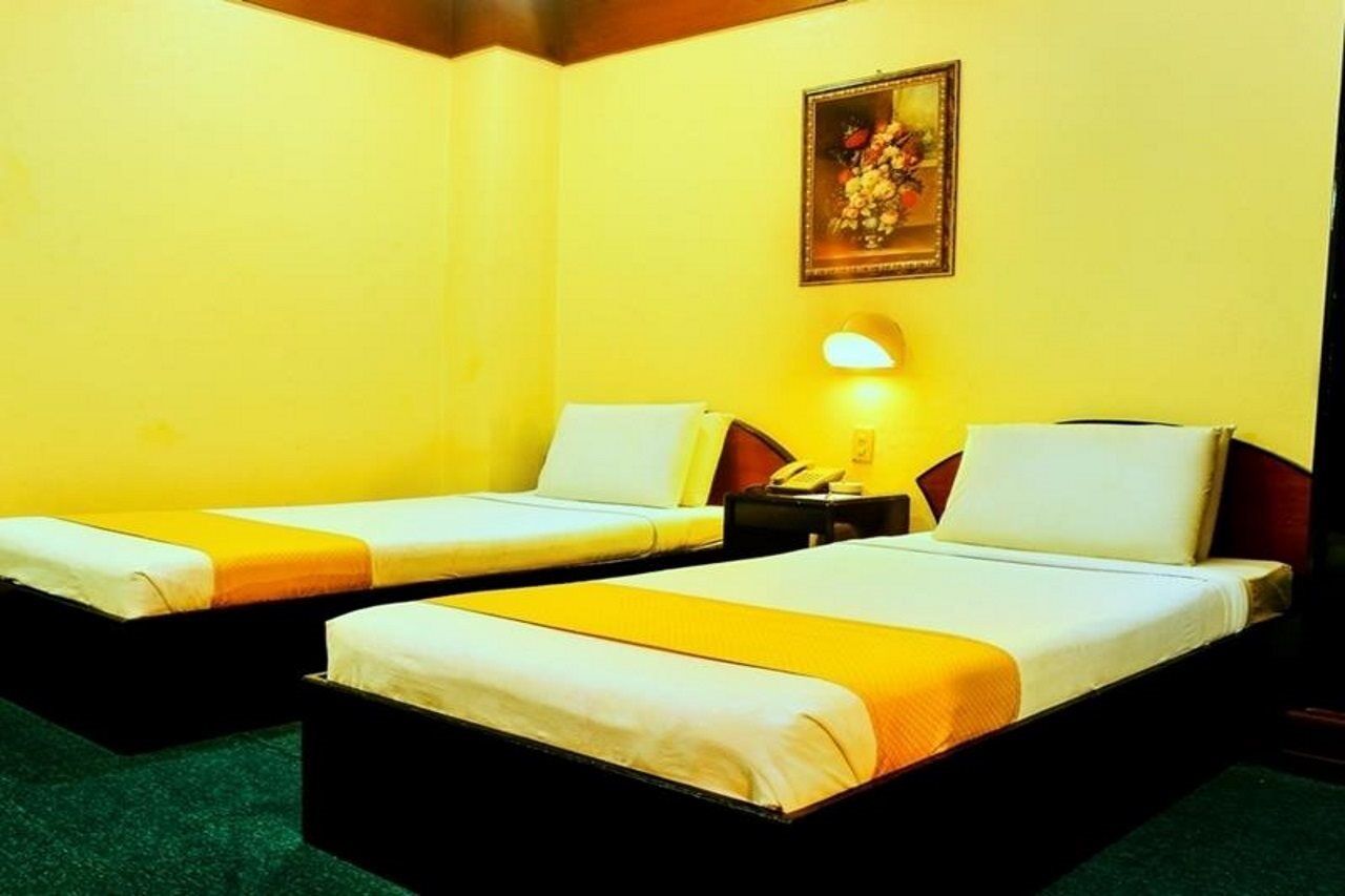 Paragon Suites Cebu Esterno foto
